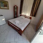 Casa de hóspedes Rey Garden 2 Vlorë
